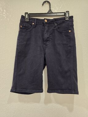Judy Blue high-rise Navy denim Bermuda shorts M